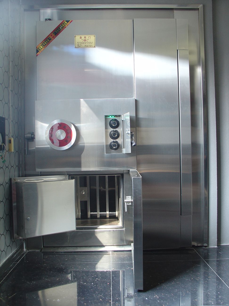 ���_�����T(�T���T)